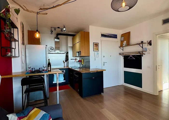 Tower Station - Escape - Fiera Apartamento